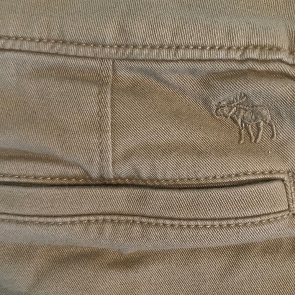 Abercrombie kids khaki shorts 11/12